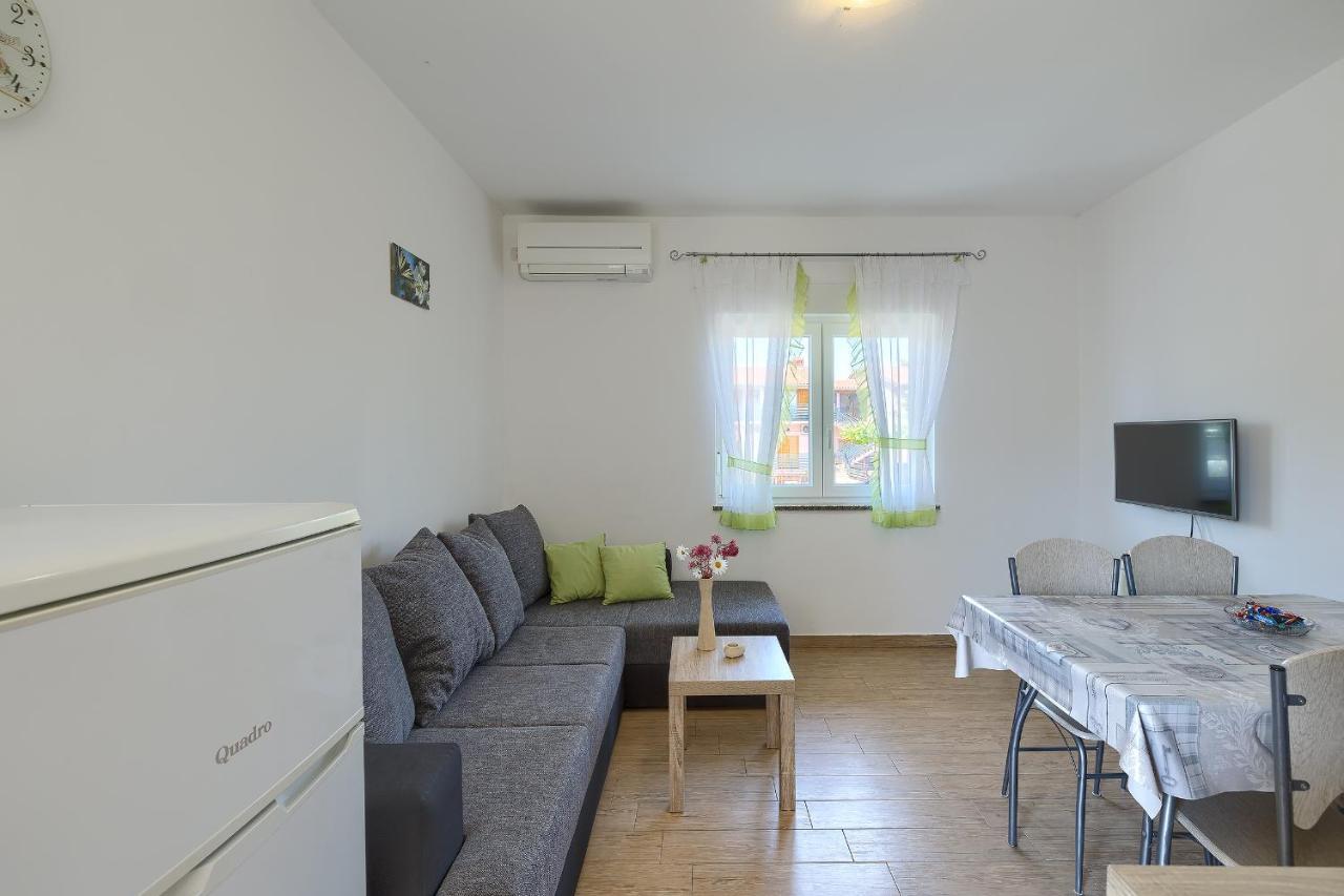 Apartman Mishel 2 Fažana Екстериор снимка