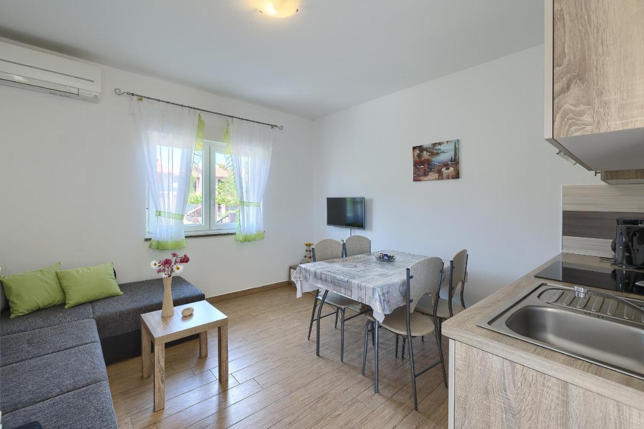 Apartman Mishel 2 Fažana Екстериор снимка